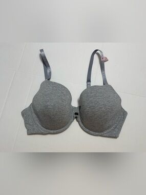 Victoria's Secret T-Shirt Lightly Lined Full Coverage Front-Close Bra 38C